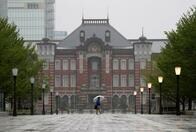 ｢緊急事態宣言｣延長で未曽有の危機に　動き鈍い安倍政権の経済対策
