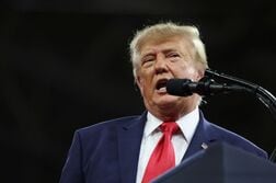 トランプ氏、イラン対応後にキューバ問題対処　ルビオ氏派遣へ