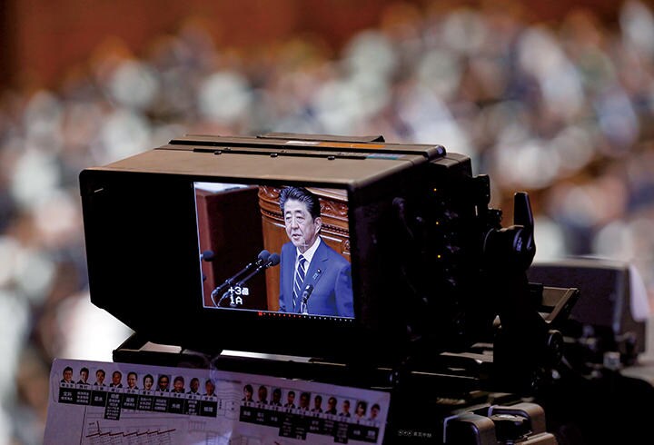 嘘ばかりのトランプと違い、安倍さんは正しい情報をきちんと活舌悪く伝えている　KIM KYUNG-HOON-REUTERS