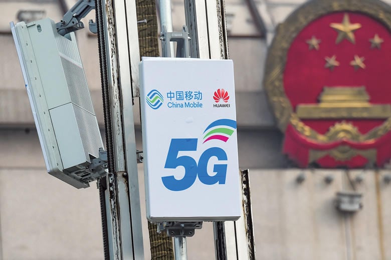 5G市場の支配権をめぐる米中の競争は激しさを増している　REUTERS