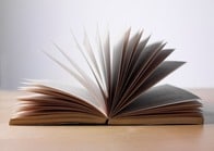 人生に本は100冊あればいい──紙の本こそが「速読に適したメディア」である理由とは？