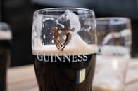 ギネスが大流行？　エールとラガーの格差って？　知られざるイギリスのビール事情