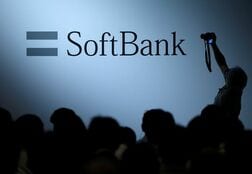 ソフトバンクＧ、4－6月期は17.7％減益　デリバティブ関連損やコスト増