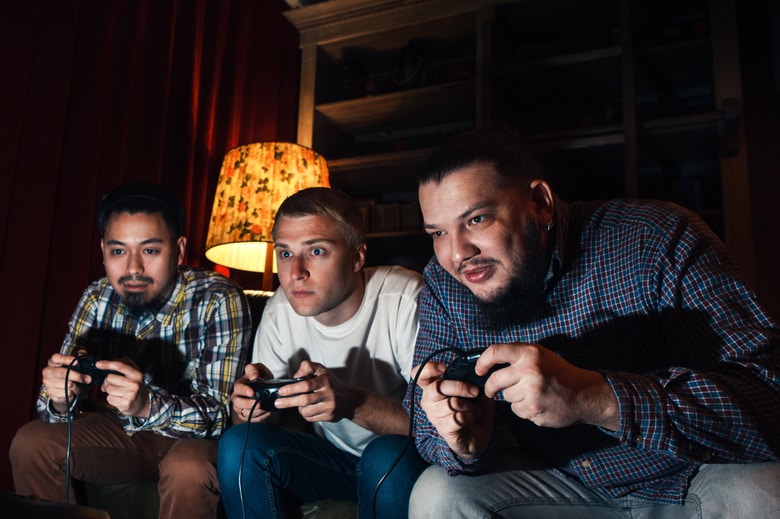 「おまいら、なんでシングルなんだ？」igor_kell-iStock