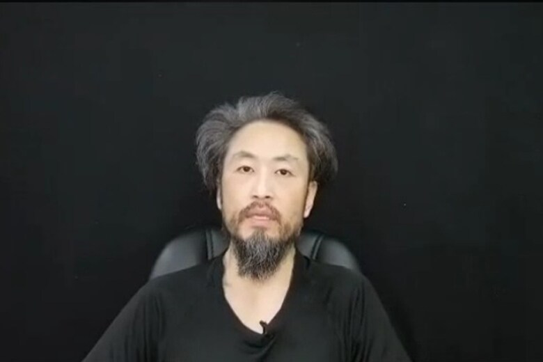 今年6月、シリア人ジャーナリストのフェイスブック上で公開された安田さんの映像