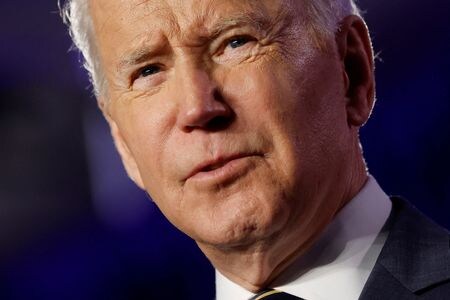 バイデン米大統領は、米東部時間１９日午後８時（００００ＧＭＴ、日本時間２０日午前９時）に国民向けテレビ演説を行い、ウクライナとイスラエルへの連帯のメッセージを掲げる予定。２０２２年３月撮影（２０２３年　ロイター/Jonathan Ernst）