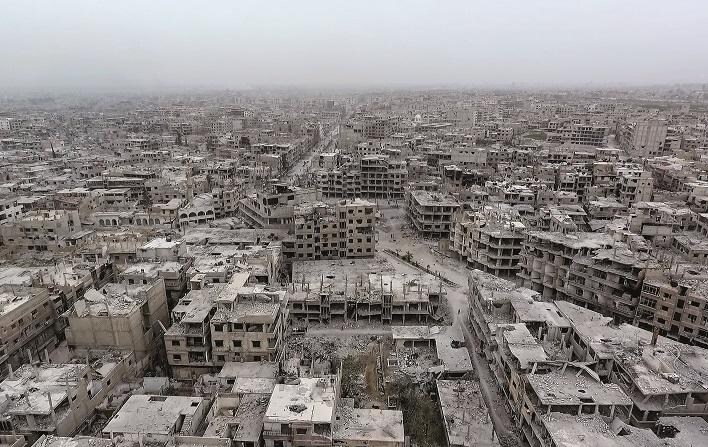 シリアの内戦は温暖化 と人口増が原因（首都 ダマスカス近郊）　AMMAR AL BUSHYーANADOLU AGENCY／GETTY IMAGES