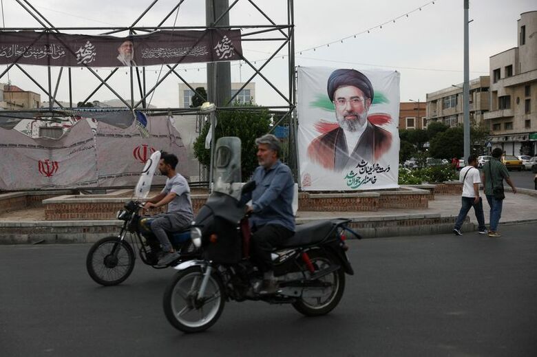 写真はテヘランの路上。6月7日、イランのテヘランで撮影。WANA提供。REUTERS