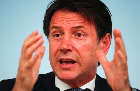 　１０月２日、イタリアのコンテ首相はイタリアがユーロに全面的にコミットしているとし、ユーロに関する批判的な発言は個人的な見解で政府の方針とは関係ないと述べた。９月撮影（２０１８年　ロイター/Alessandro Bianchi）