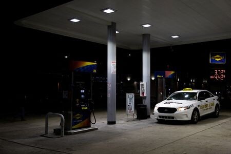 米労働省が１０日に発表した２月の消費者物価指数（ＣＰＩ、季節調整済み）は前年同月比７．９％上昇した。２月１９日撮影（２０２２年　ロイター/Hannah Beier）