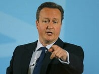 キャメロン首相、トランプと面会意向示すも差別的発言への批判変えず