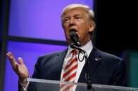トランプ政権の予算方針は国防費増額　海外援助や環境は大幅減
