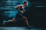 なぜ筋肉を鍛えても速くならないのか？...スピードの80％は動作以前にある