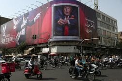 米軍が再び空爆、イランはヨルダンなどに報復攻撃　海峡封鎖強化も