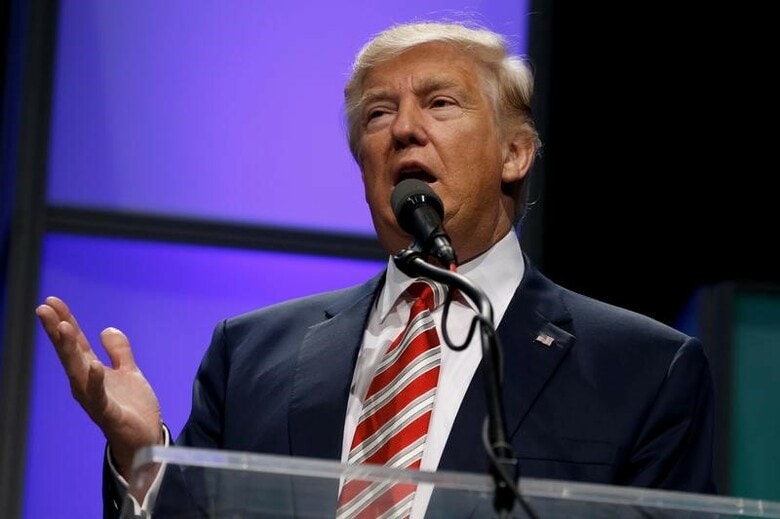 ３月１６日、トランプ米大統領は同日に発表する２０１８会計年度（１７年１０月─１８年９月）の予算案で、国防費を大幅に拡大する。写真はピッツバーグで昨年９月撮影（２０１７年　ロイター/Jonathan Ernst）