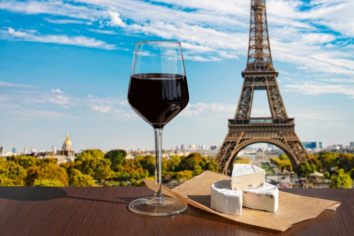 フランス文化の中核であるワインを、フランスの若者が飲まなくなっている！　選ばれたのは…？

＜ワインは一時期「健康の妙薬」と持ち上げられていたが＞