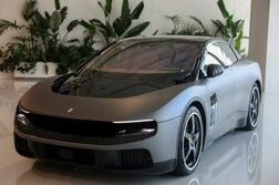 フェラーリ初のＥＶ、2カ月弱で年間販売目標達成　中国需要で＝ＦＴ