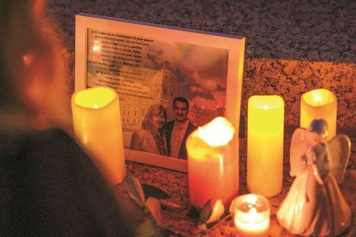 6月にはミネソタ州議会のホートマン議員とその夫が射殺された