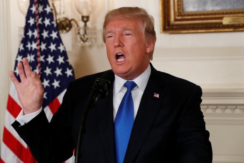 トランプ大統領は５月１２日までに２０１５年イラン核合意から離脱する意向をほぼ固めた。　REUTERS/Kevin Lamarque
