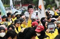 インドネシア首都で学生が抗議集会、プラボウォ政権の財政運営とガソリン値上げに反発