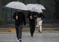 景気判断維持、中東情勢は「引き続き注視」　物価に影響＝6月月例報告