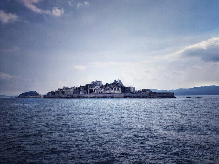 軍艦島　写真提供：長崎県観光連盟