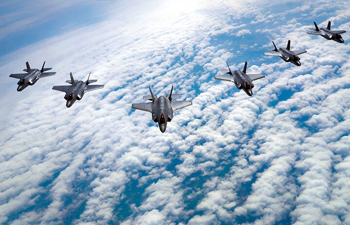 米軍のF35などの戦闘機生産には高純度アルミが不可欠　Christine Groening-U.S. AIR FORCE