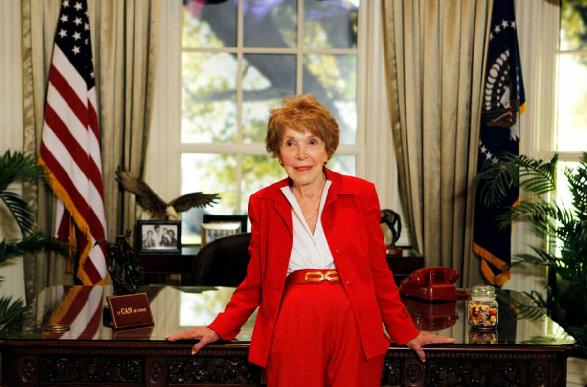 レーガン元米大統領夫人が94歳で死去、各界から悼む声 | ニューズ