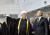 プーチンが空爆で背負った内なる戦争