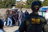 「人間の密輸」に手を染める10代がアメリカで急増...SNSで犯罪組織に応募
