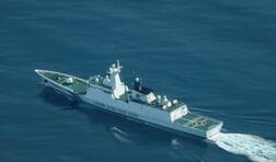 中国海警局船、南シナ海でフィリピン補給船に体当たり＝比当局