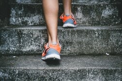 「一生歩ける身体」のために40代になったら始めるべき習慣