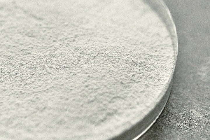 スパイバー（Spiber）社の「ブリュード・プロテイン」の粉末