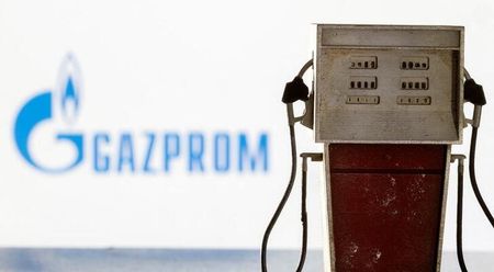 ロシア国営の天然ガス大手ガスプロムは１日、ドイツ事業から撤退すると発表した。３月撮影（２０２２年　ロイター/Dado Ruvic）