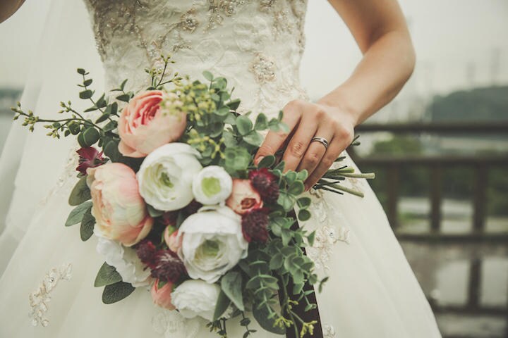 日本では家庭を持った女性の稼ぎは少なくなる　kyonntra/iStock.