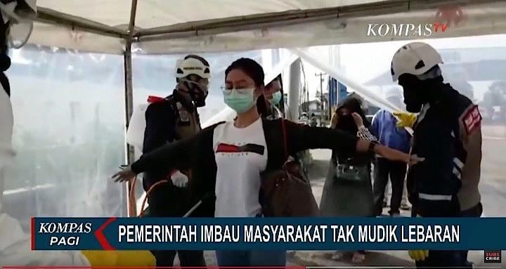 帰省で移動した場合、14日間の検疫を受けさせることも検討されている。　KOMPASTV / YouTube