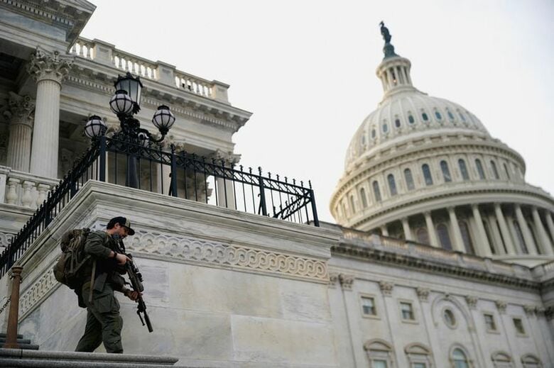 写真は連邦議会議事堂。3月5日、米ワシントンで撮影。REUTERS/Nathan Howard