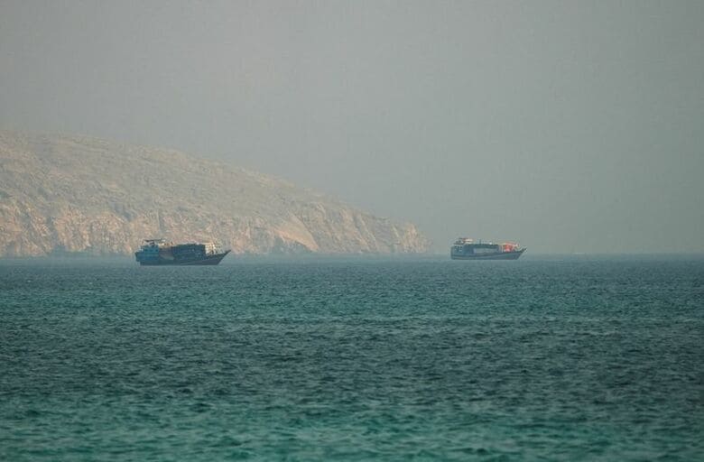 ７月９日、ホルムズ海峡で撮影　REUTERS