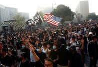 中国、香港人権法を成立した米に対抗措置　米軍艦の寄港拒否やNGO制裁