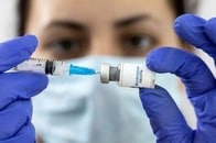 世界のサル痘感染者1.8万人に　WHO､天然痘ワクチン共有呼びかけ