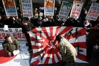 【写真特集】規模、熱量、パフォーマンス......韓国の抗議デモがなんだかスゴイ