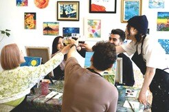 アートを通じて日常の中に喜びをもたらす「Artbar Osaka」とは？...大伸社ディライトのウェルビーイングの取り組み