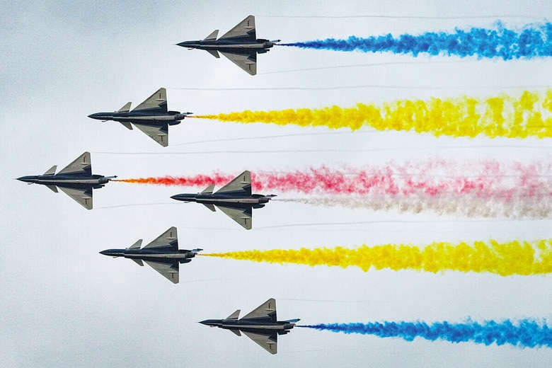 仏機を撃墜したとされる中国の殲10（写真は2024年の中国の航空ショー）　SONG ZEYIｰVCGｰREUTERS