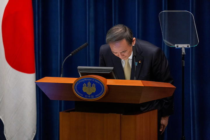 本当にやる気があるのは改憲と五輪だけ？（３度目の緊急事態宣言を説明する菅首相）