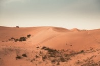 中国の砂漠で発見された謎の物体、その正体は「ミサイルの一部」？　中国当局は沈黙貫く