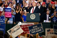 トランプ政治集会の中で聞いた、「優しい」支持者たちの本音