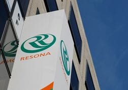 ＪＲ西日本、りそなＨＤと資本業務提携 　傘下銀に20％出資