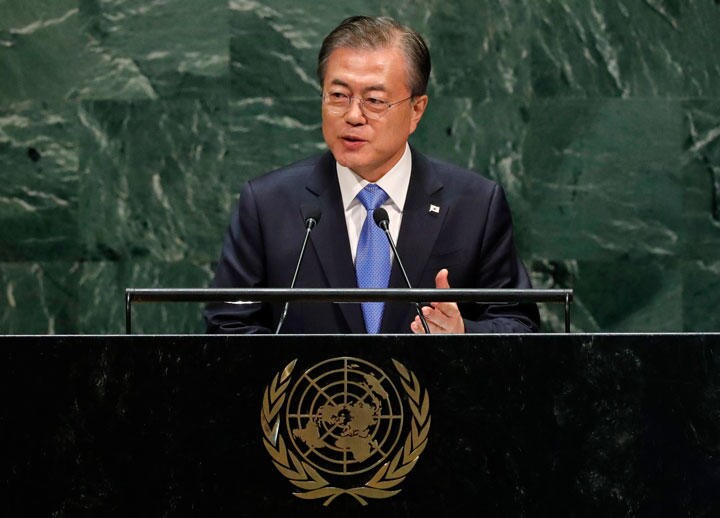 先月24日、国連総会でスピーチする韓国の文在寅大統領　Lucas Jackson-REUTERS