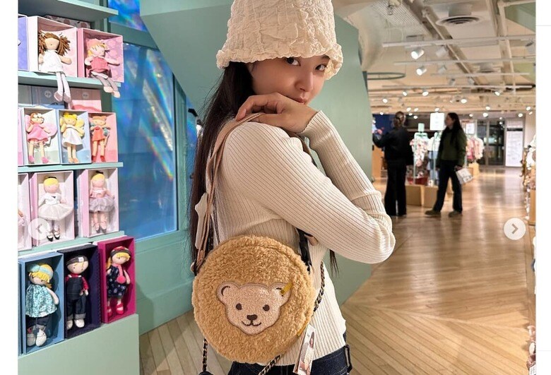 @jennierubyjane/Instagram