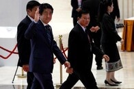 フィリピンに外洋航行可能な大型巡視船２隻供与、安倍＝ドゥテルテ初会談